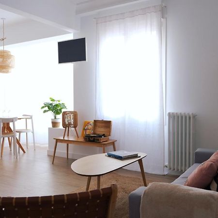 Bright And Modern Apartment In Bilbao City Center Экстерьер фото