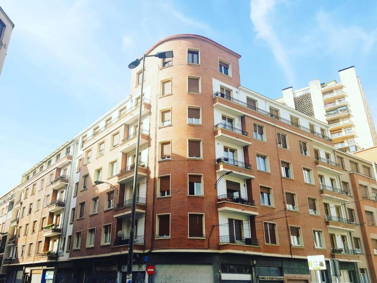 Bright And Modern Apartment In Bilbao City Center Экстерьер фото